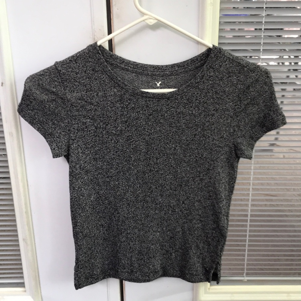 American Eagle shirt size XXS, tight, but light